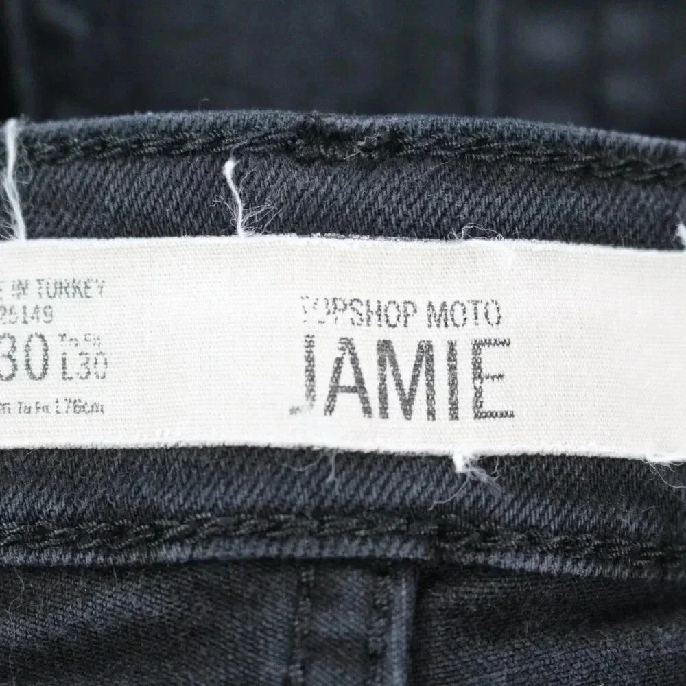 JAMIE - Picture 10 of 10